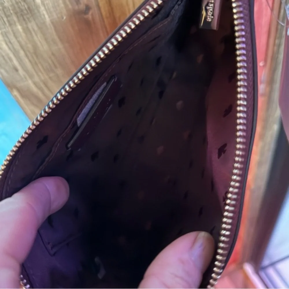 NWT Kate Spade Flash Glitter Crossbody Bag – Cherrywood / Pink Glitter​ NEW